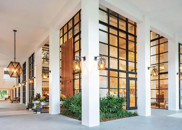 Boutique hotel only: Baker'S Cay Resort Key Largo, Curio Collection By Hilton