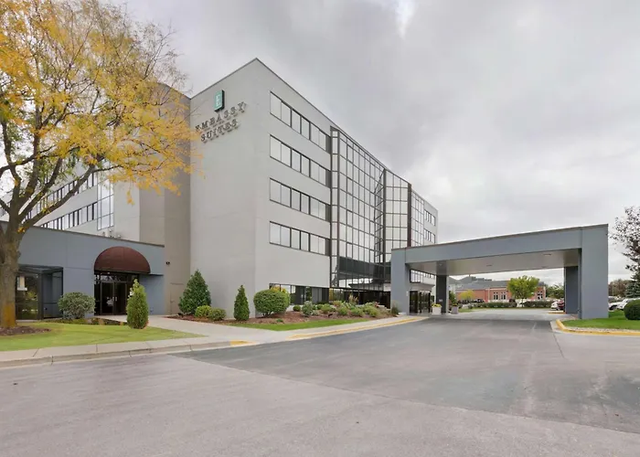 Embassy Suites By Hilton Milwaukee Brookfield