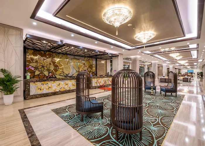 Renaissance Danang Hoi An Resort & Spa