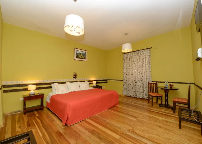 Yabar Hotel Plaza