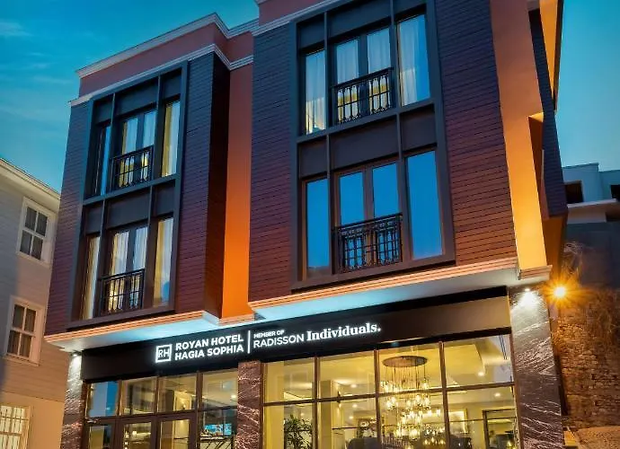 Central hotel: Royan Hotel Hagia Sophia, A Member Of Radisson Individuals