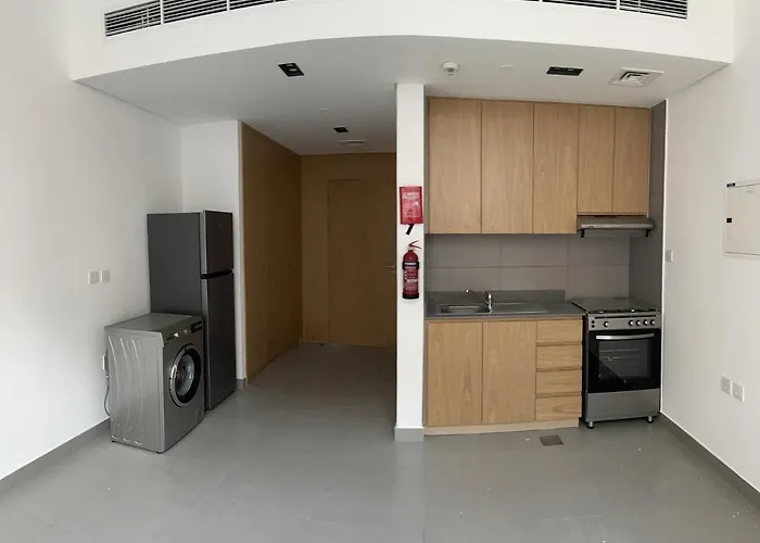 شقة في الممشى الشارقة