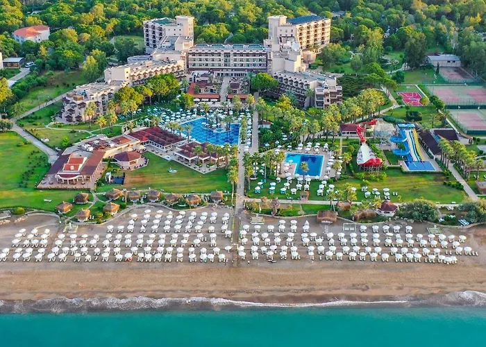 Family Hotel: Crystal Tat Beach Pearl Collection