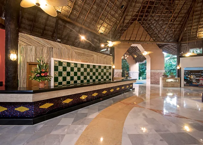 Luxury hotel only: Iberostar Waves Cozumel