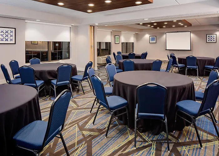 Holiday Inn Express Harrisburg East By Ihg