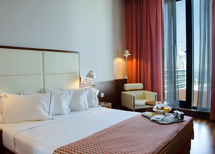 Hotel Aeroporto: Vip Executive Arts Hotel