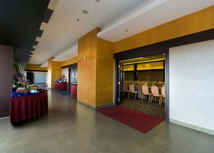 Quest Hotel Kuta By Aston