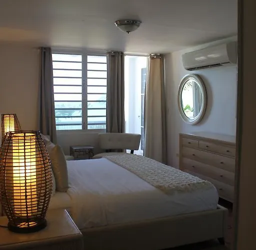 Pet Friendly hotel: Hosteria Del Mar
