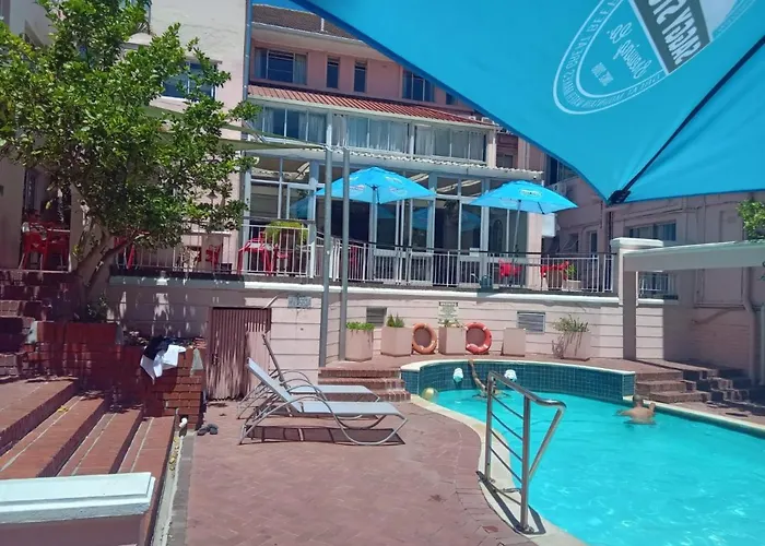 Dog friendly hotels Auberge Gardens