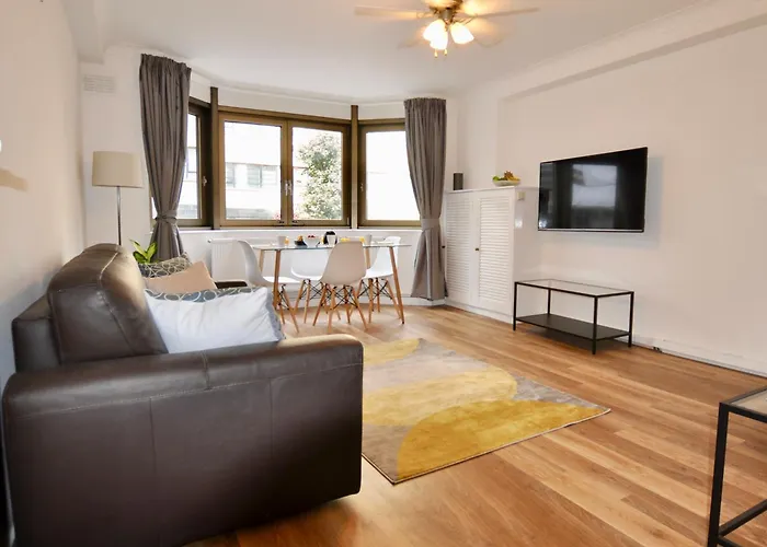 Marlyn Lodge - City Of