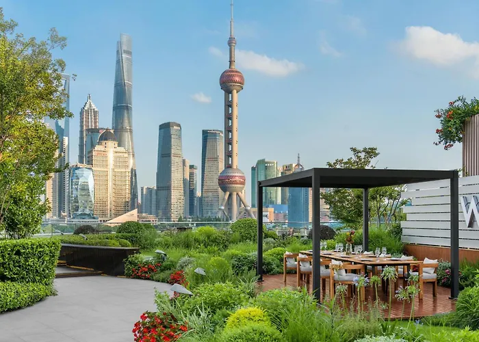 Family Hotel: W Shanghai - The Bund