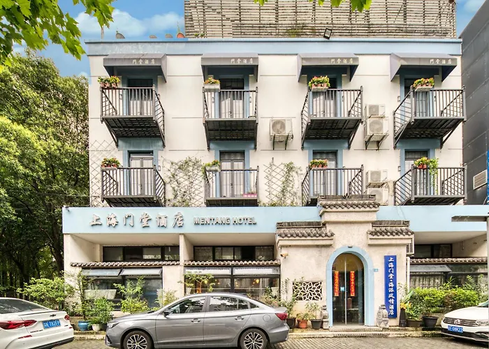 Men Tang Hotel
