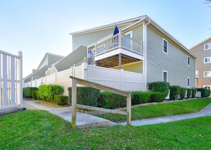 Cabin: Lighthouse Point Villas