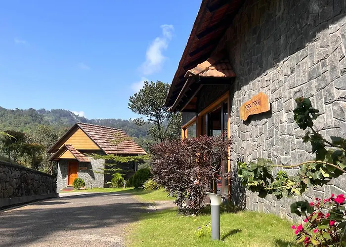 The Wild Trails Clarks Exotica , Munnar