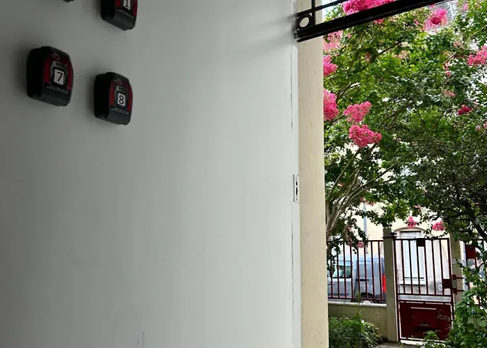 studio 21m2 équipé et meublé centre ville Massy