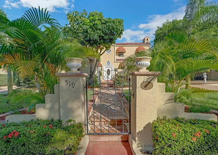 Family Hotel: Banyan House Vacation Rentals