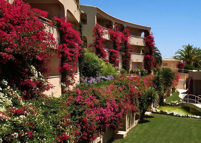  Vila Palmeira Beach Resort
