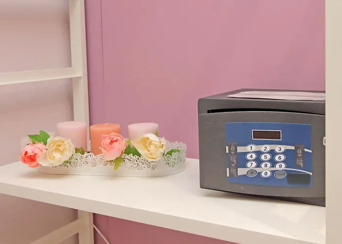 Roman Holiday Charming