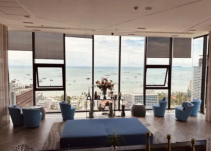 The Base Apartments At Central Pattaya