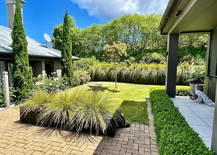 Bungalow rentals Flying Trout Boutique