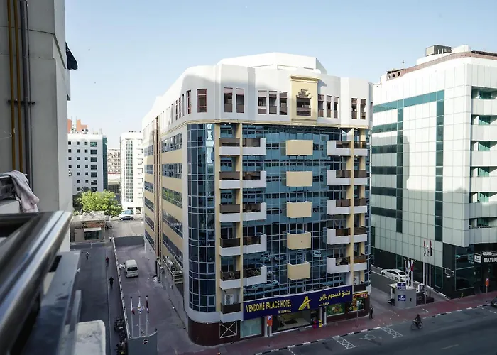 3 star hotels Vendome Plaza