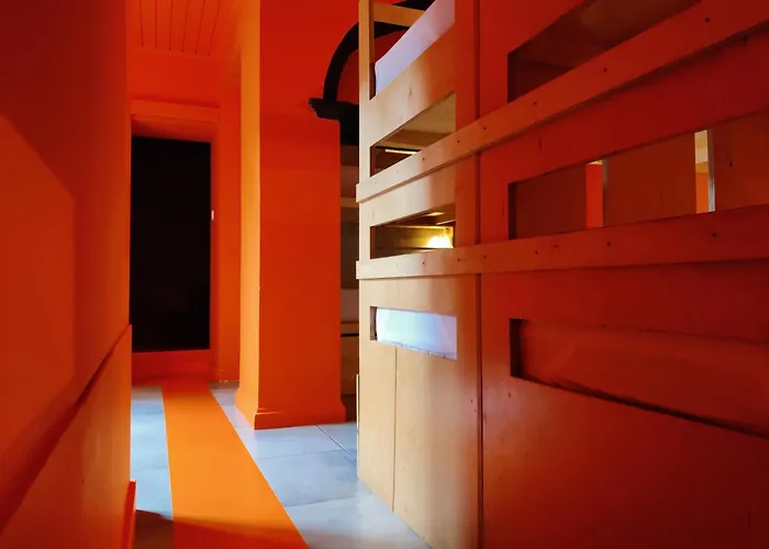 Albergue: Out Of The Blue
