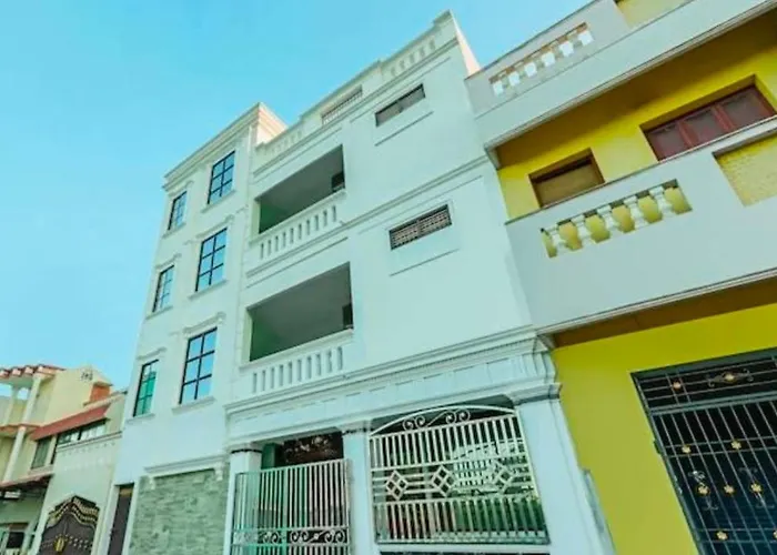 Pet Friendly hotel: Anu Home Stay 3