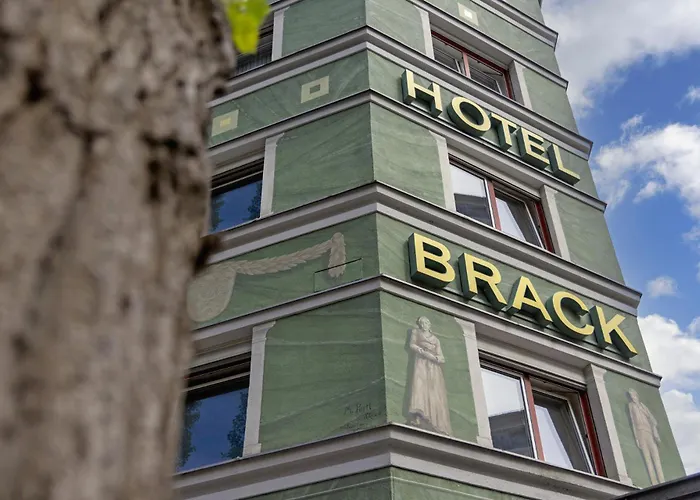 Hotel: Hotel Brack
