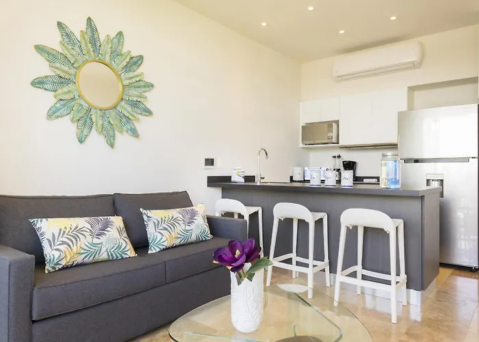 Tropic Playa Apartments