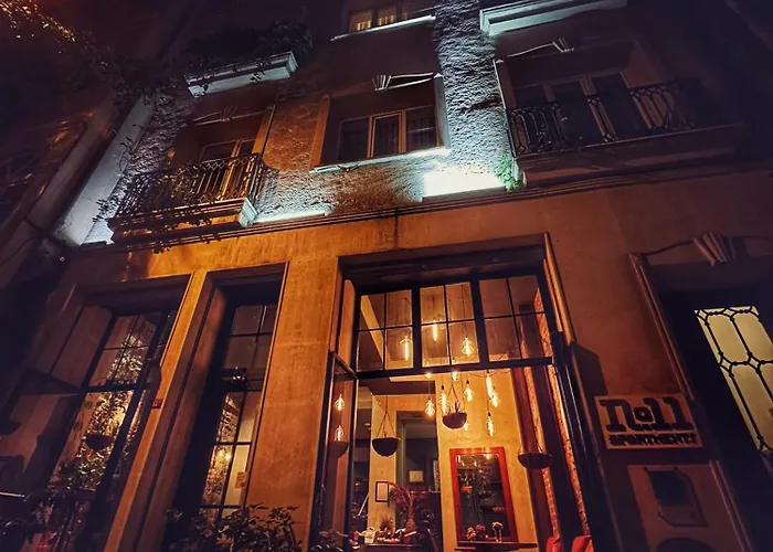 No11 Hotel & Apartments