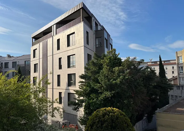 Hôtel de l'aéroport: Résidence Services Oh Activ Avignon