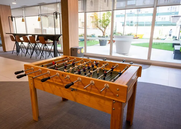 Hotel Ping Pong: Residencia Bravo Students Granada