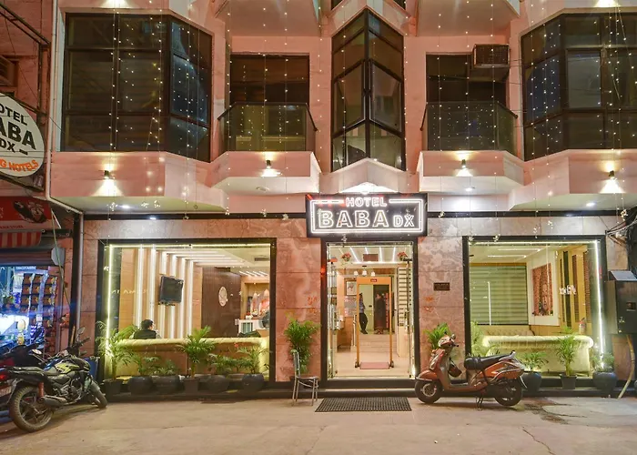 Hotel Baba Deluxe Near New Delhi Railway Station And City Center -By Rcg Hotels