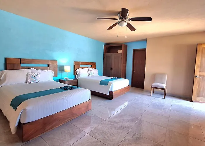 Pacific Inn