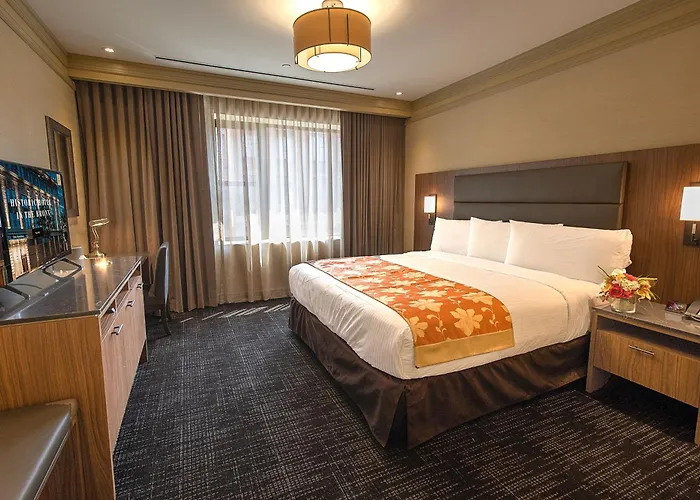 Opera House Hotel