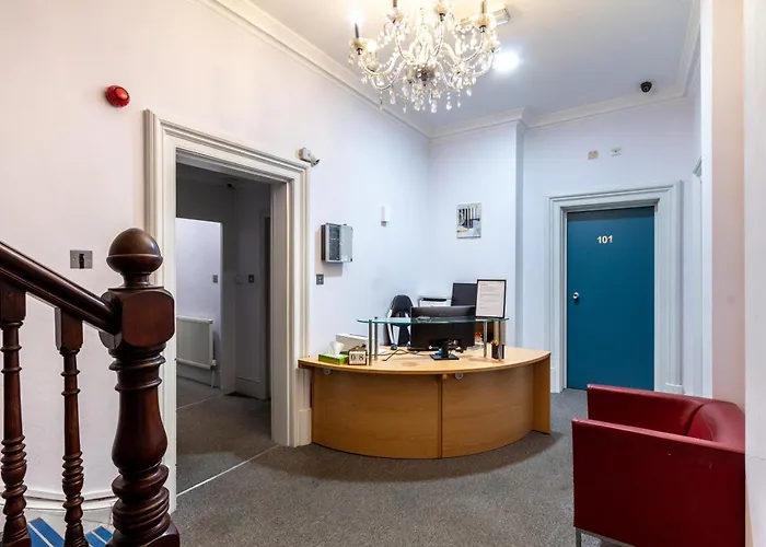 Hotels Close to Airport London Gatwick Inn