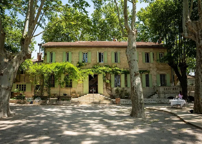 De La Treille