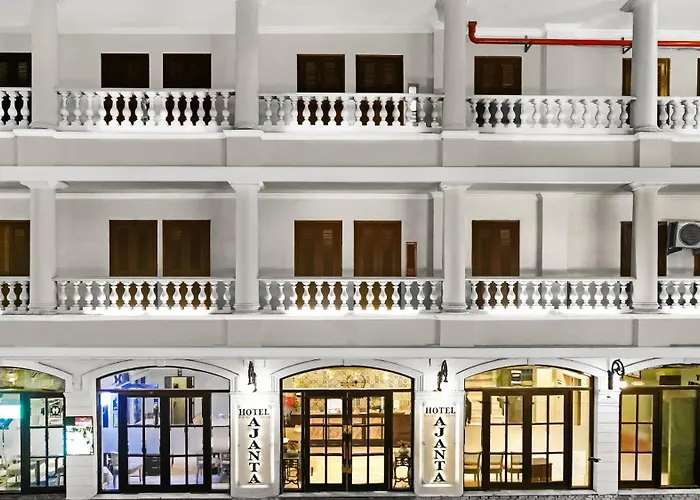Ajanta - Colonial Charm Award Winning Luxury In The Heart Of The City