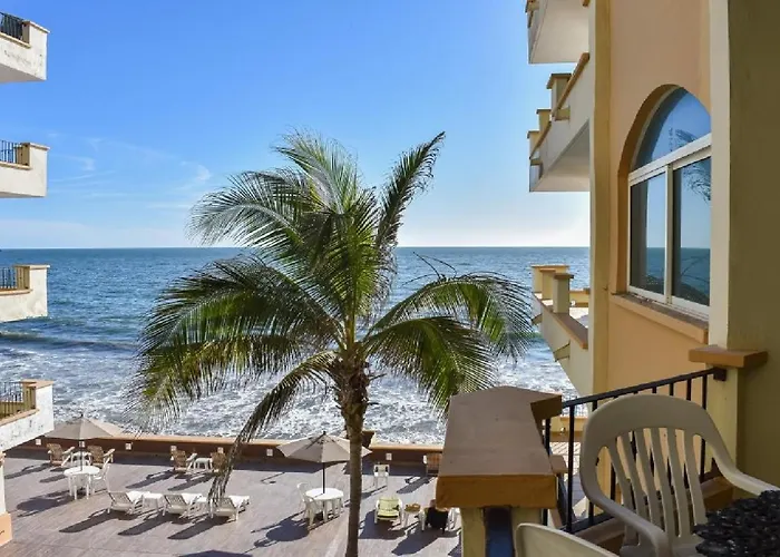 Cheap hotel: Tiara Sands 302