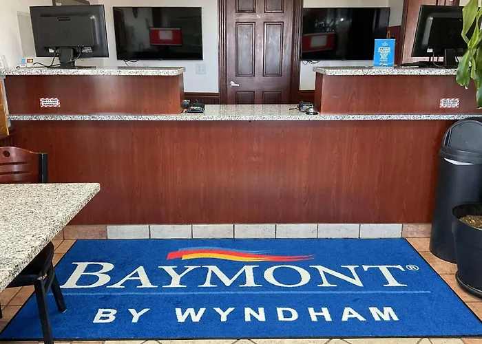 Baymont By Wyndham Petoskey