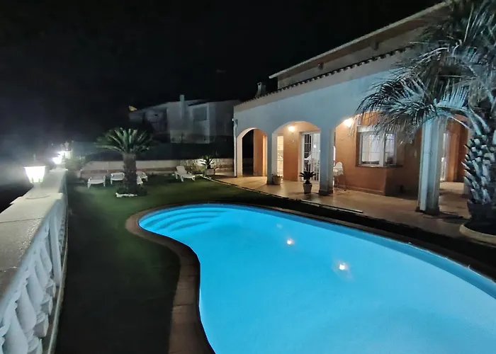 Chalet: Villa Costa.