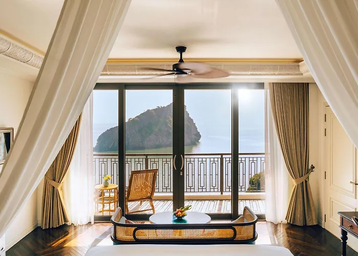 Hotel Perle D'Orient Cat Ba - Mgallery