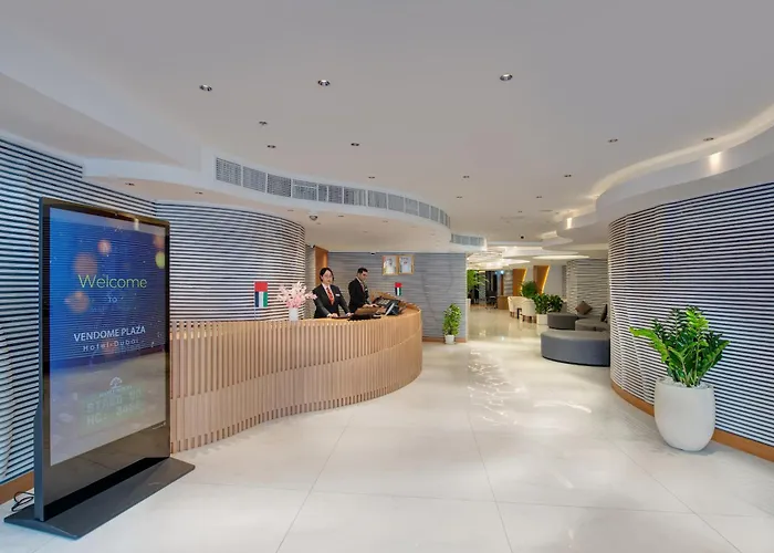 3 star hotels Vendome Plaza