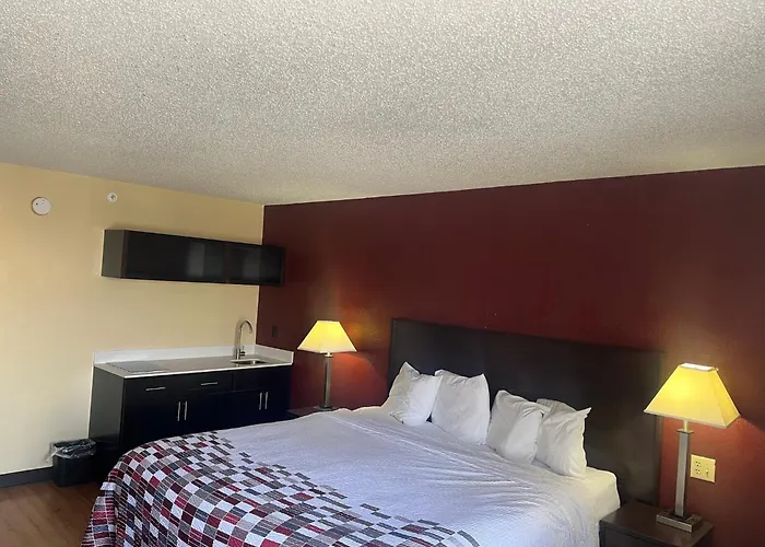 Boutique hotels Red Roof Inn & Suites Indianapolis Airport