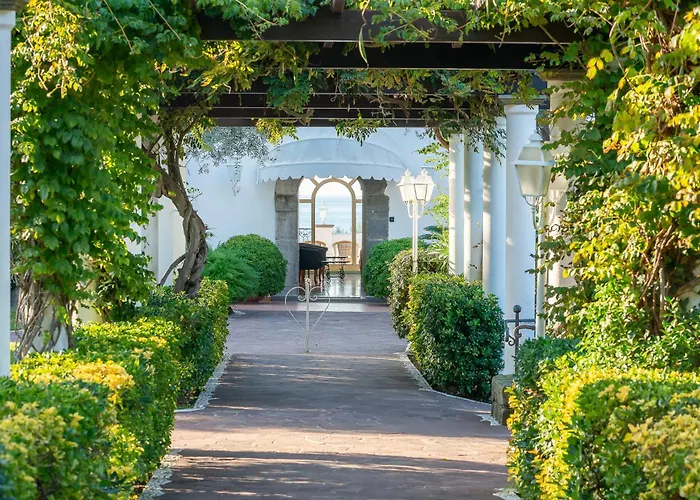  Tritone Resort&Spa