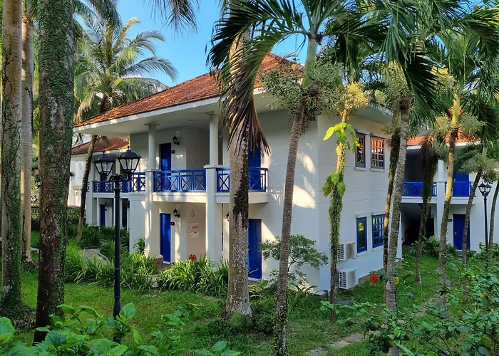 L'Azure &Spa