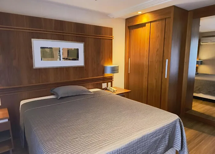 Flat particular com varanda, garagem e wi-fi no Hotel Grand Mercure