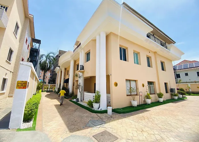 Presken Oniru, Victoria Island