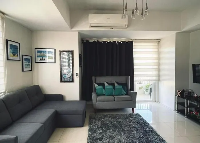Hotel with view: Calyx Residences High End 1 Bedroom Unit