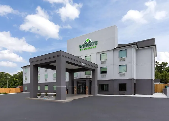 Pet Friendly hotel: Wingate By Wyndham Augusta I-20